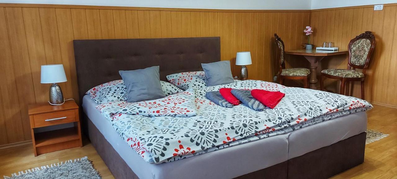 Penzion Tomino Banská Štiavnica Extérieur photo